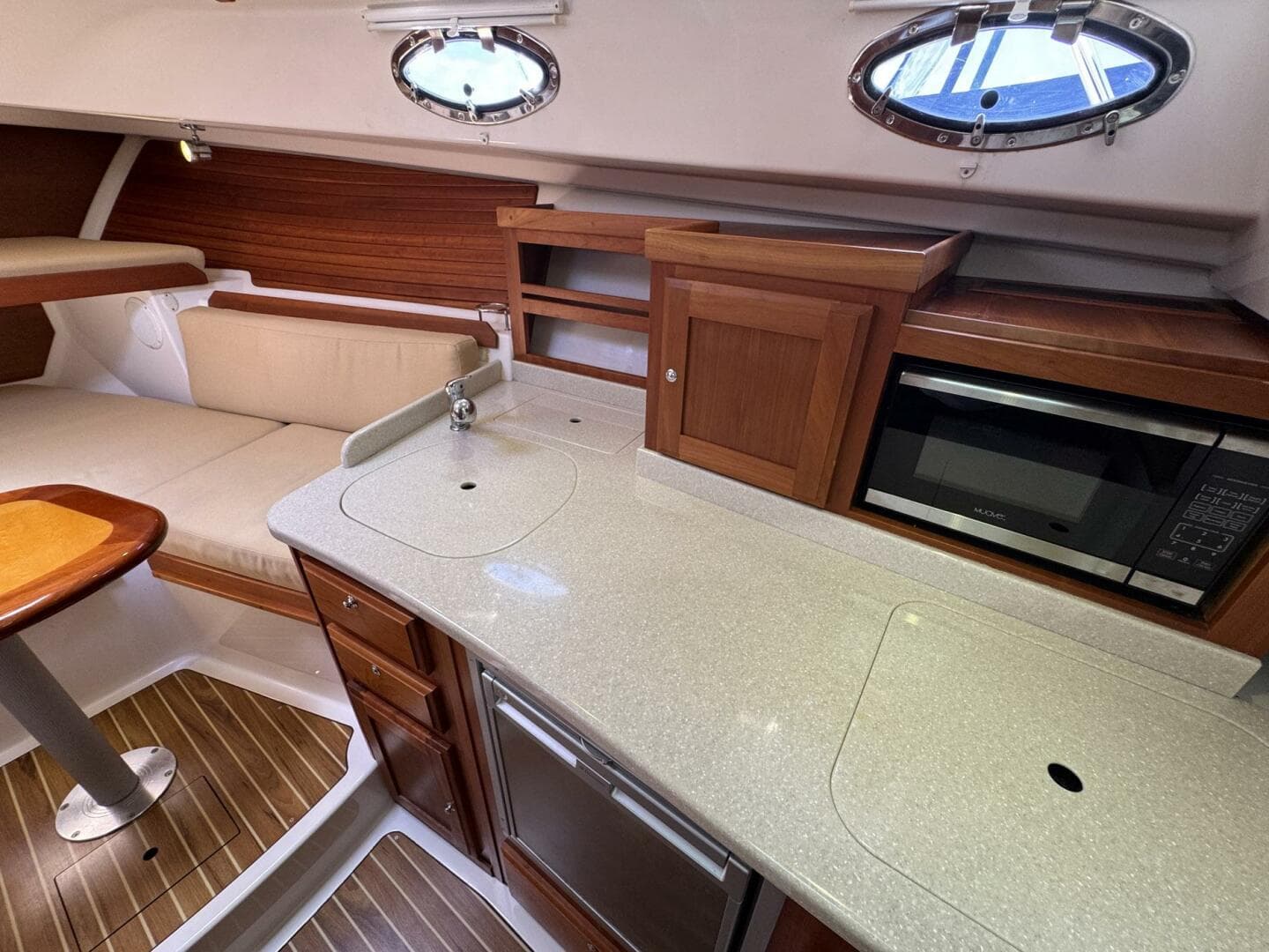 2013 Back Cove 30 — photo 34