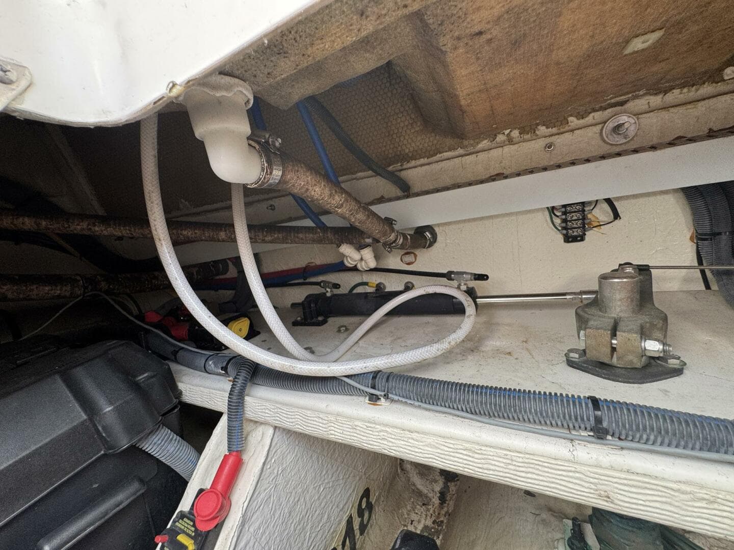 2013 Back Cove 30 — photo 60