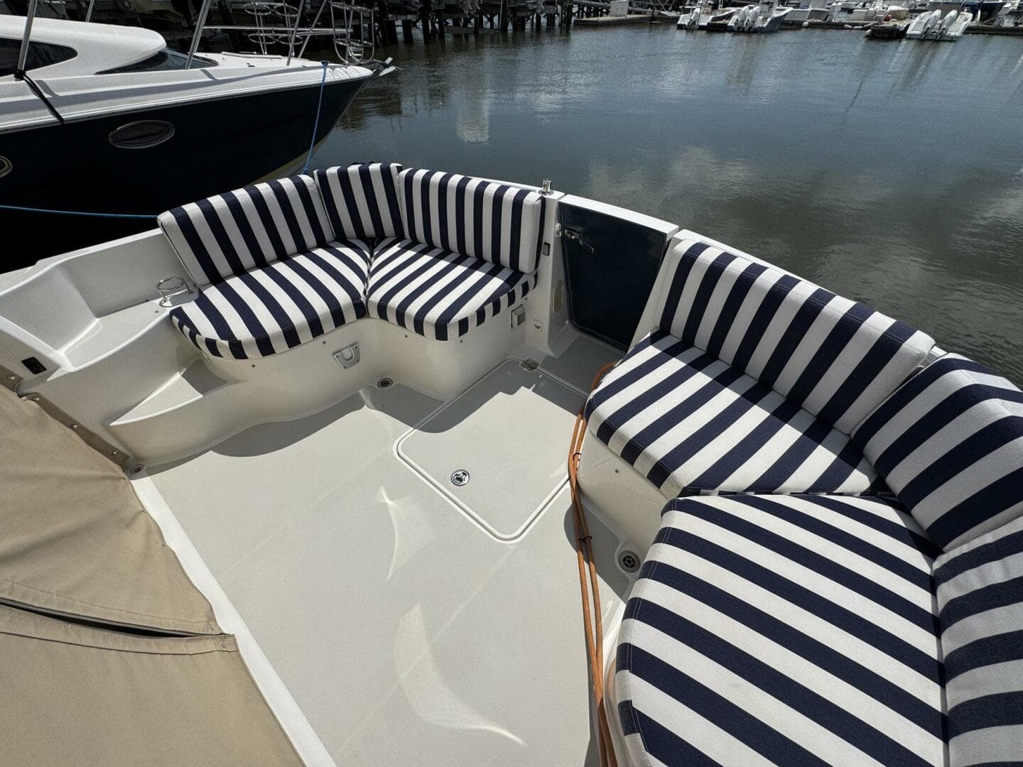 2013 Back Cove 30 — photo 16