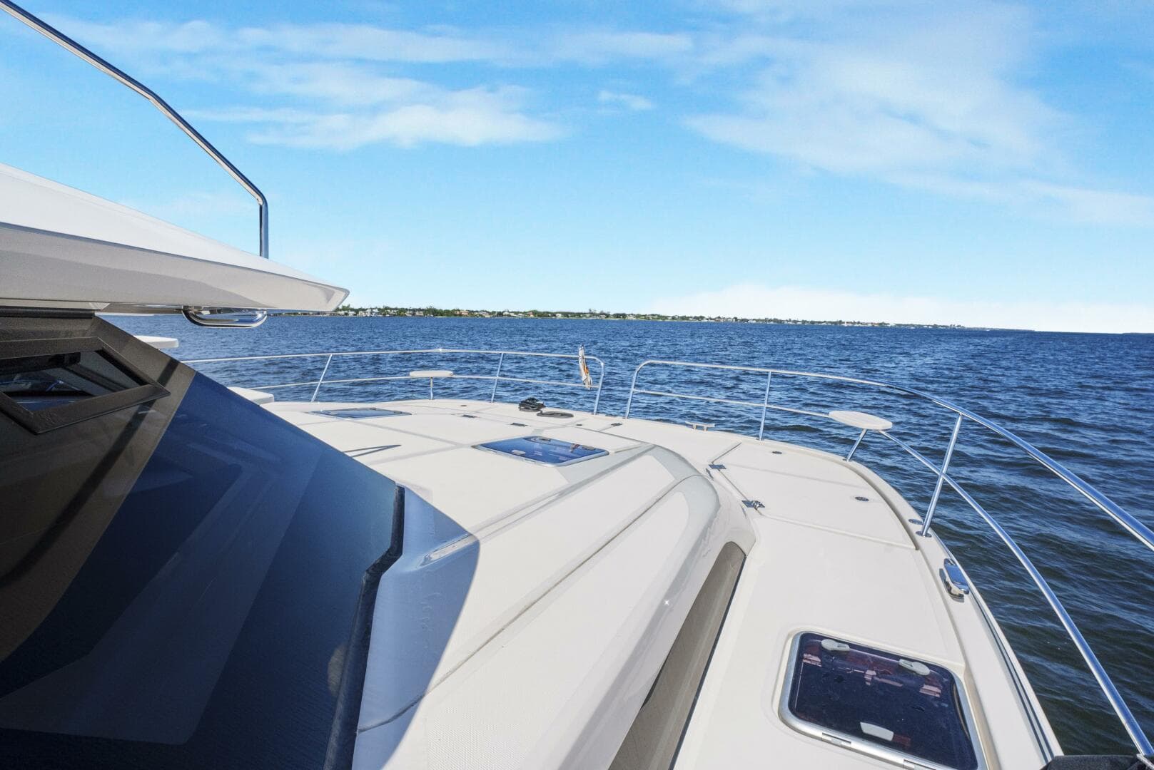 2017 Aquila 44 — photo 27