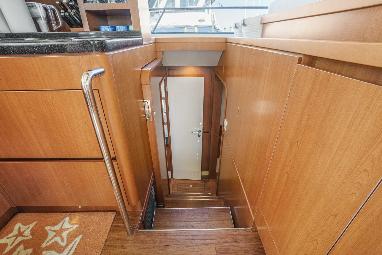 2017 Aquila 44 — photo 8