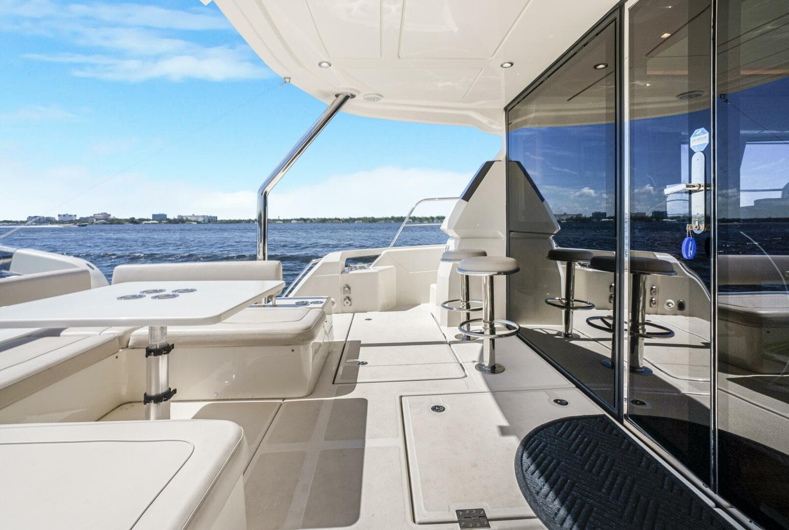 2017 Aquila 44 — photo 25