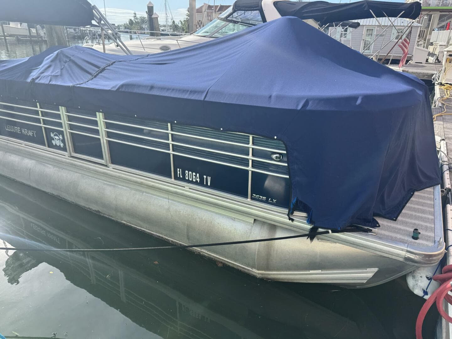 2021 Leisure Kraft Prestige 2635 LX Tri-Toon — photo 21