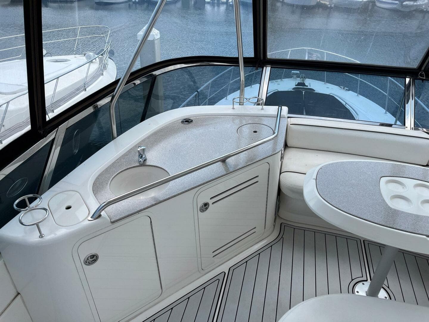 2007 Sea Ray 52 Sedan Bridge — photo 19