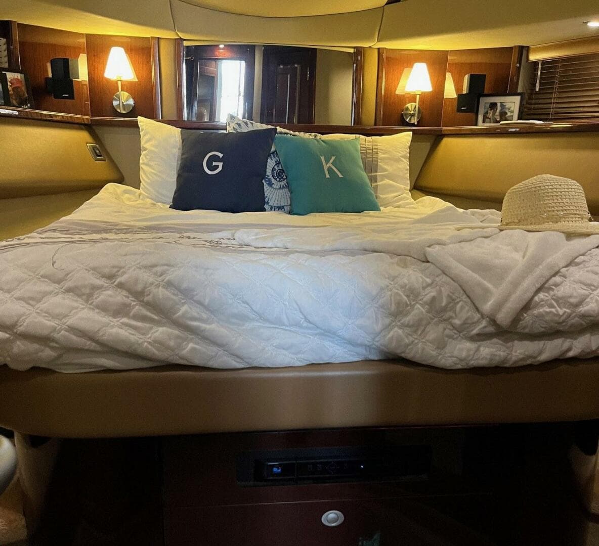 2007 Sea Ray 52 Sedan Bridge — photo 12