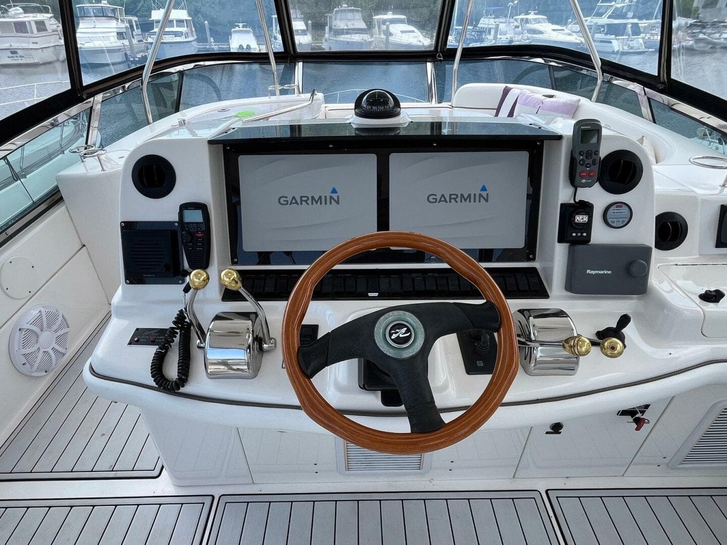 2007 Sea Ray 52 Sedan Bridge — photo 20