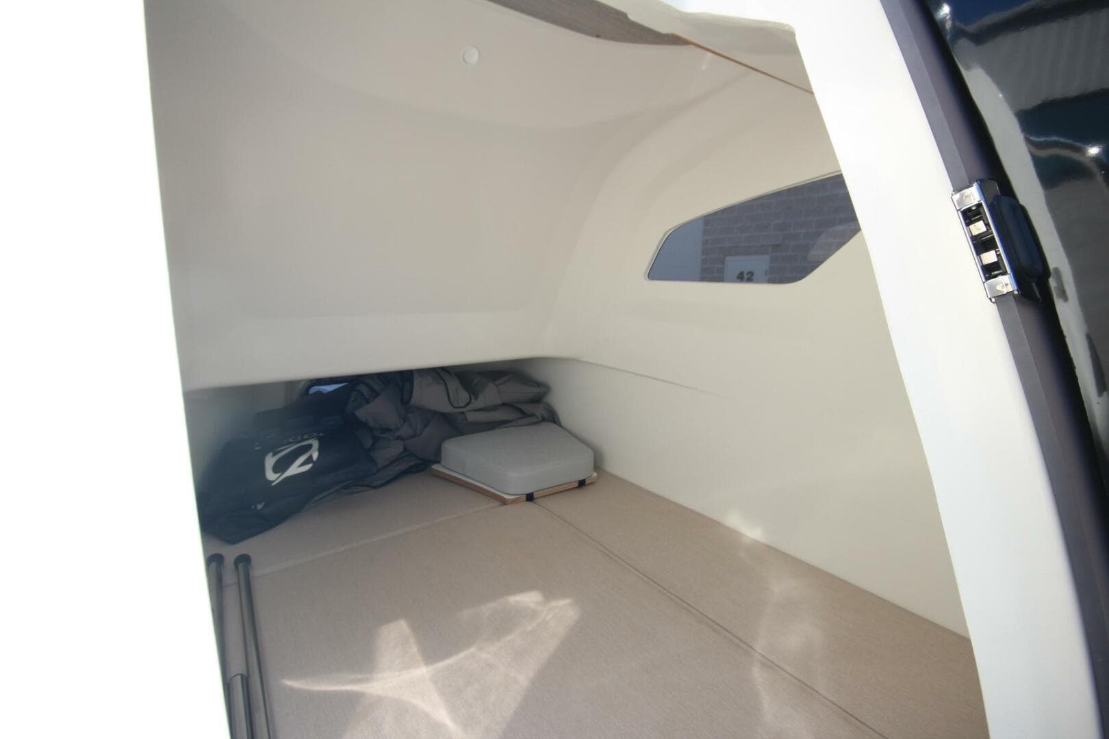 2024 Zodiac Medline 9 Neo — photo 41