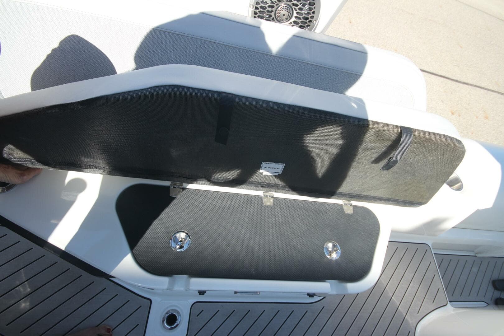 2024 Zodiac Medline 9 Neo — photo 27