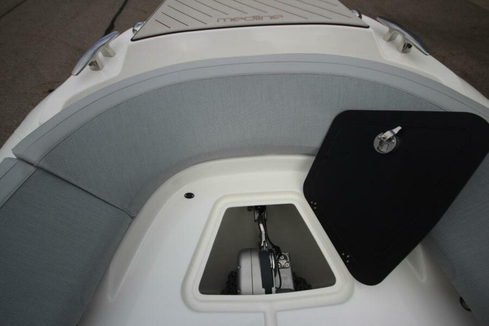 2024 Zodiac Medline 9 Neo — photo 80