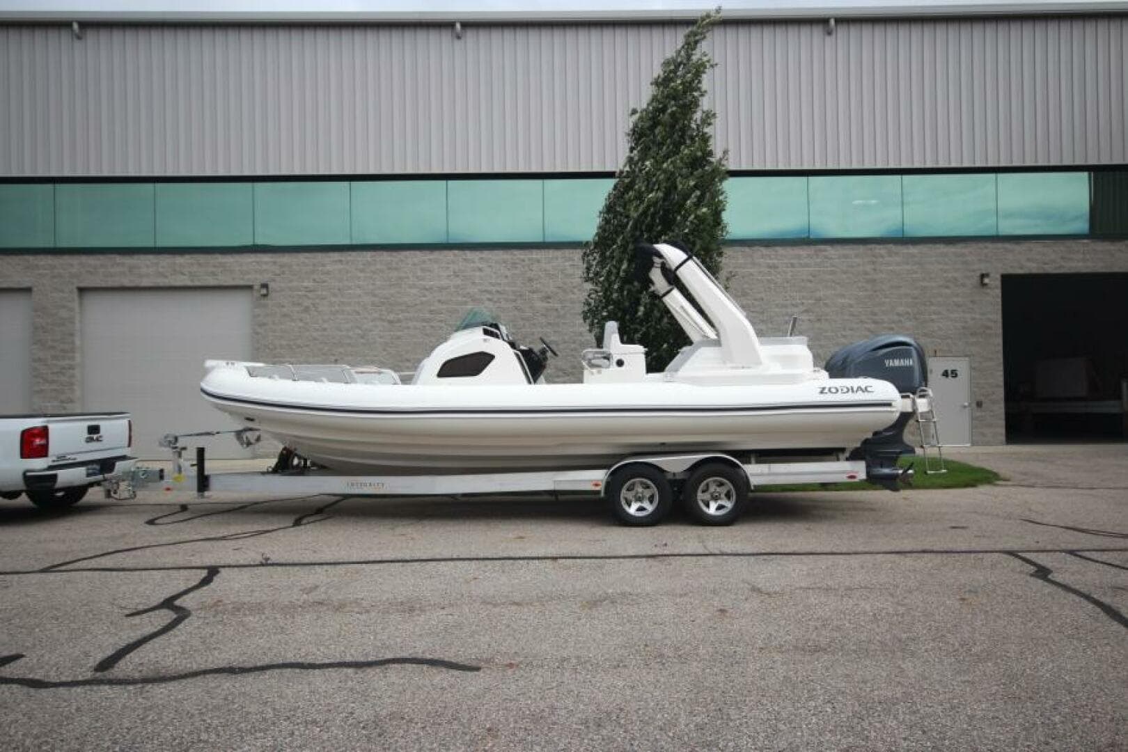 2024 Zodiac Medline 9 Neo — photo 84