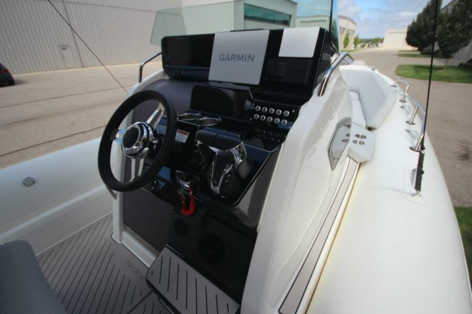 2024 Zodiac Medline 9 Neo — photo 62