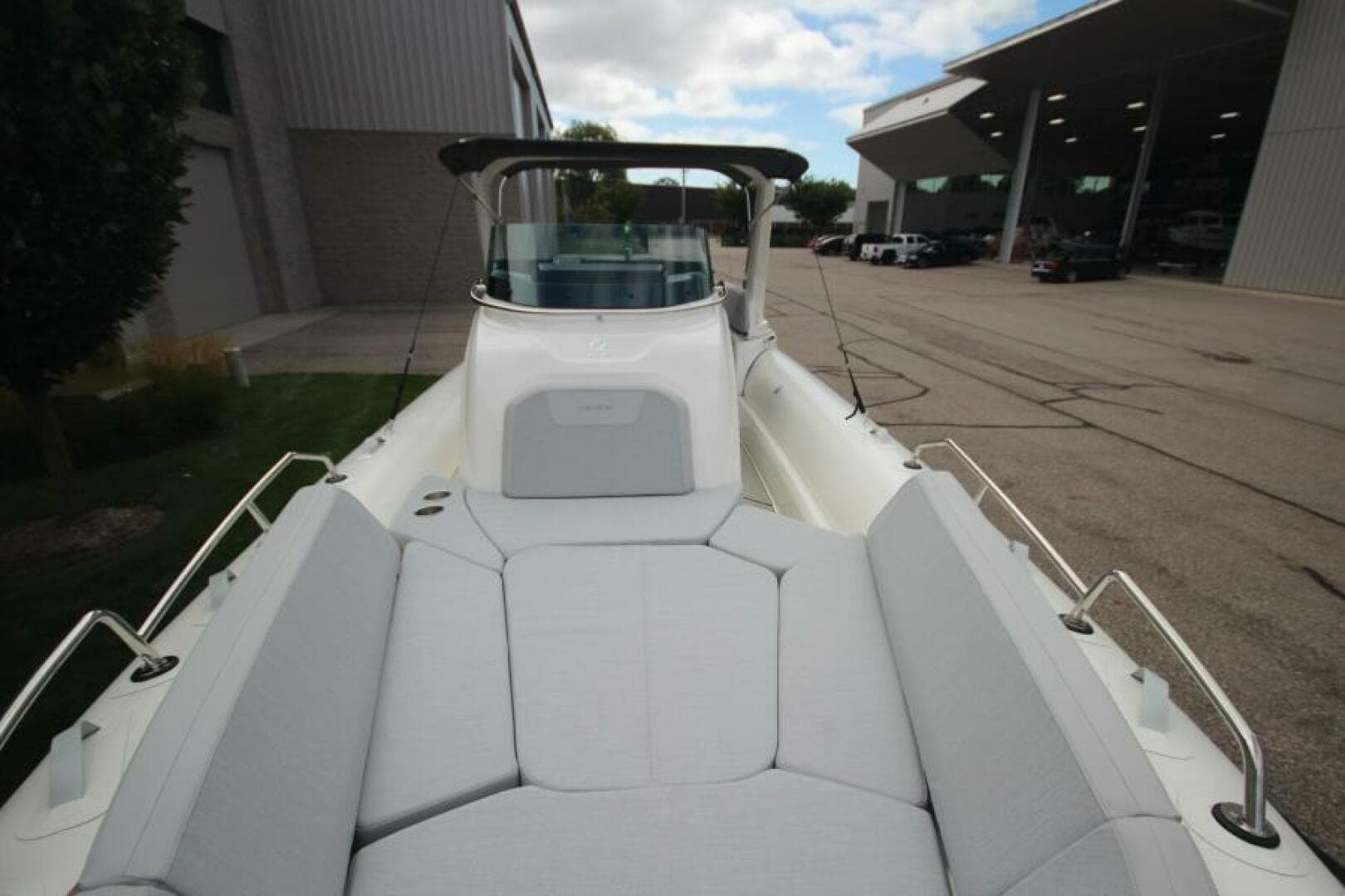 2024 Zodiac Medline 9 Neo — photo 76