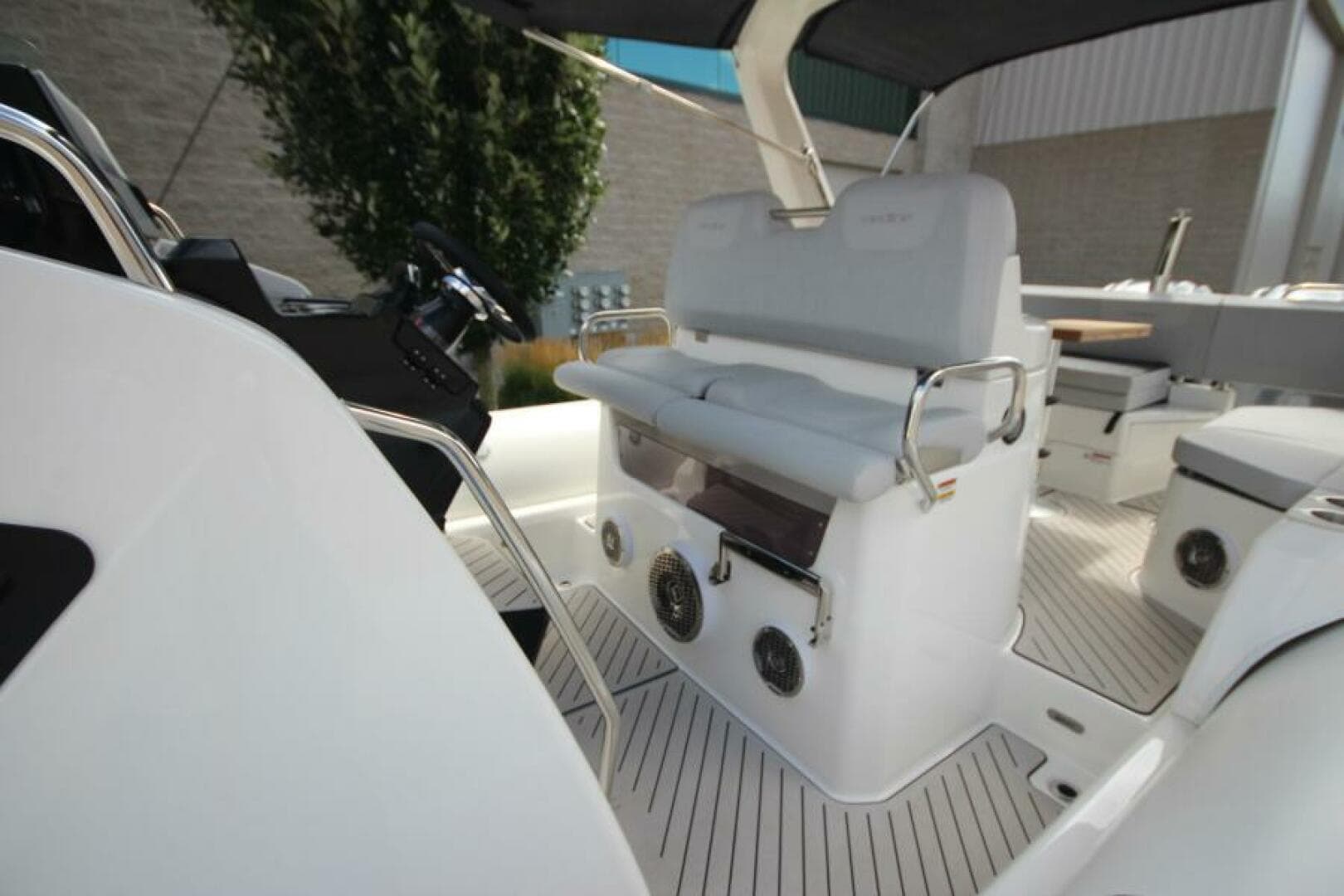 2024 Zodiac Medline 9 Neo — photo 56