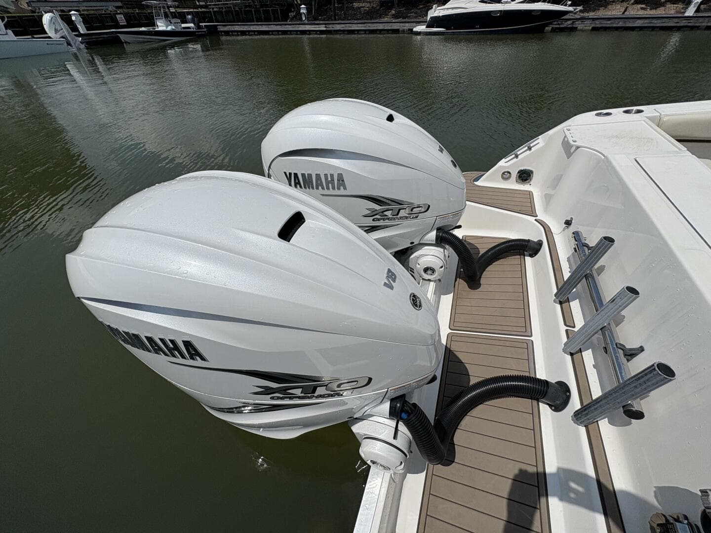 2009 Wellcraft 340 Coastal — photo 23