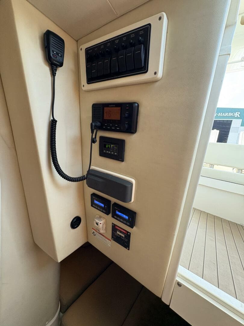 2009 Wellcraft 340 Coastal — photo 13
