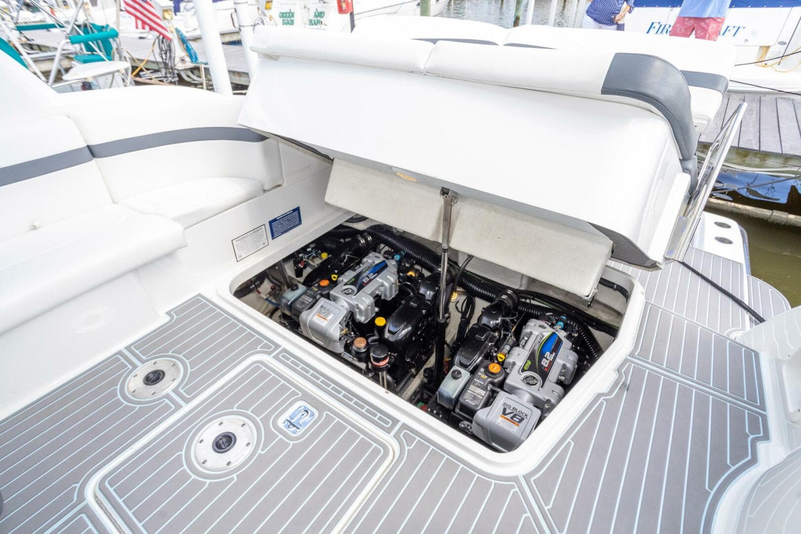 2018 Formula 37 Performance Cruiser — photo 62