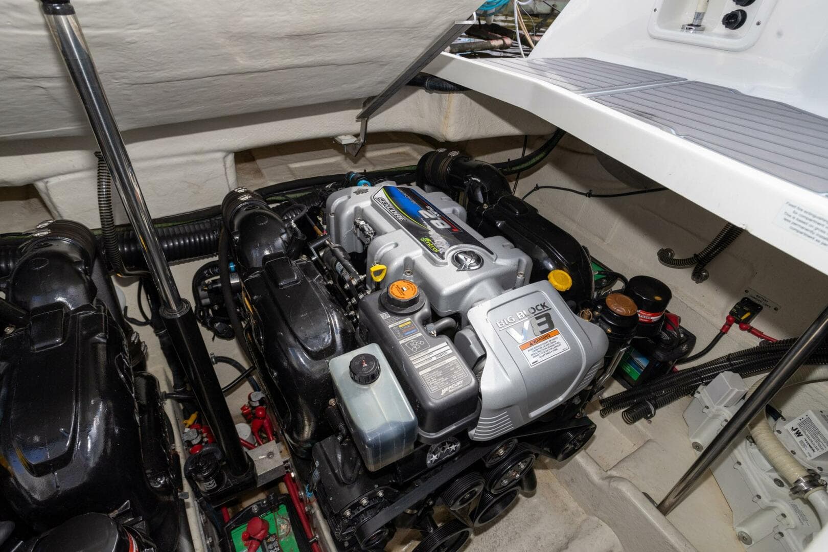 2018 Formula 37 Performance Cruiser — photo 66