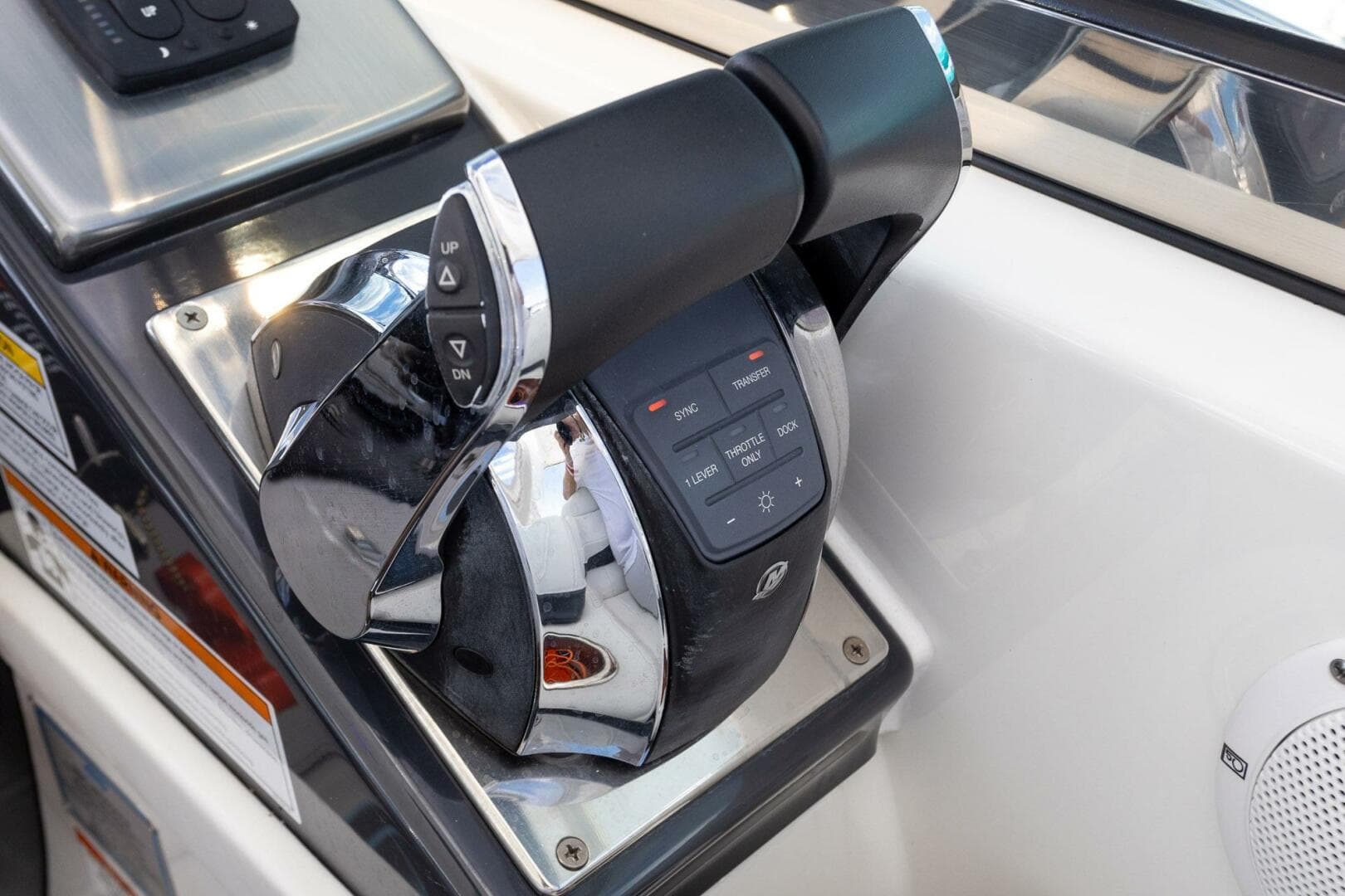 2018 Formula 37 Performance Cruiser — photo 15