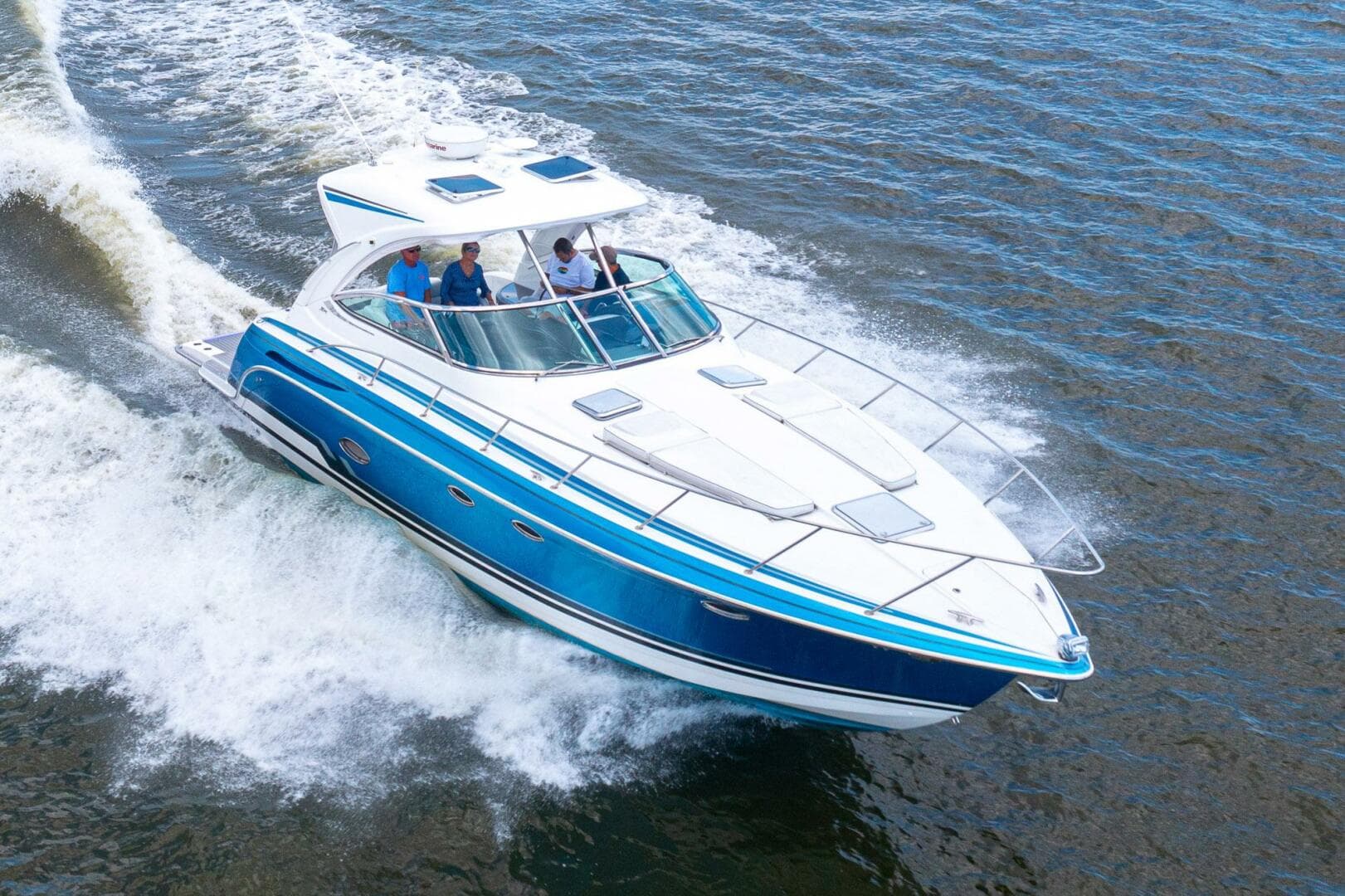 2018 Formula 37 Performance Cruiser — photo 2