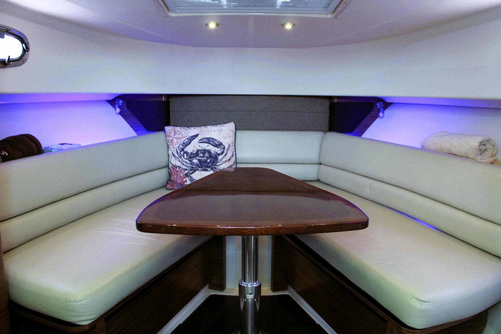 2017 Boston Whaler 345 Conquest — photo 10