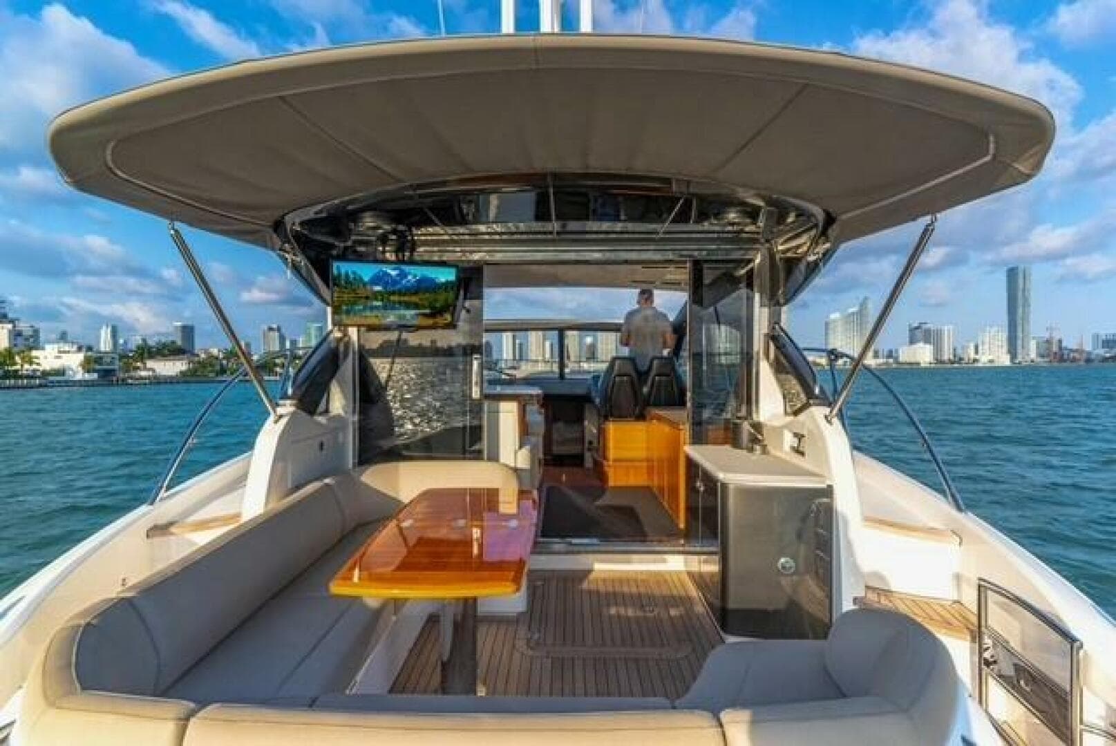 2017 Princess V48 — photo 14