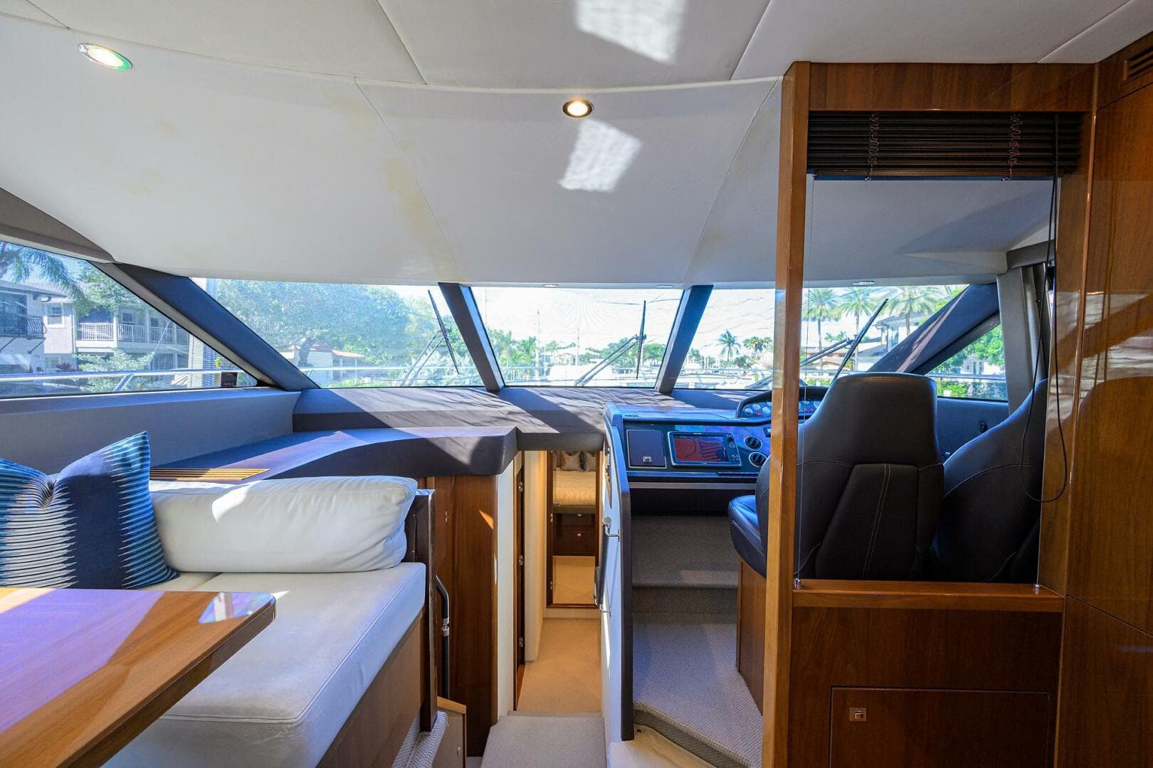 2016 Princess F64 — photo 82