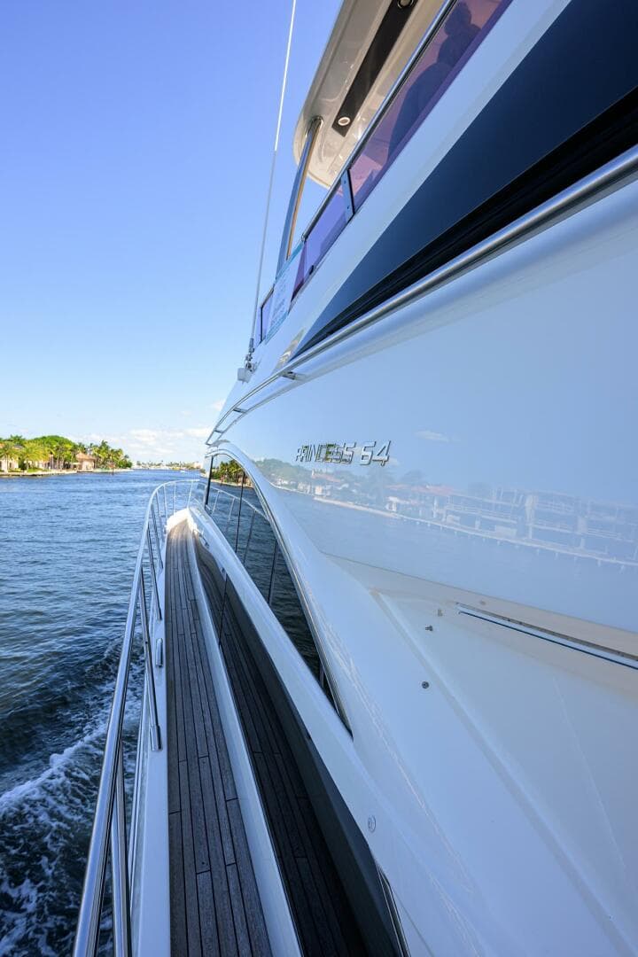2016 Princess F64 — photo 49
