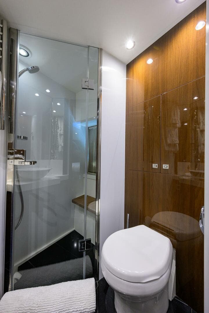 2016 Princess F64 — photo 46