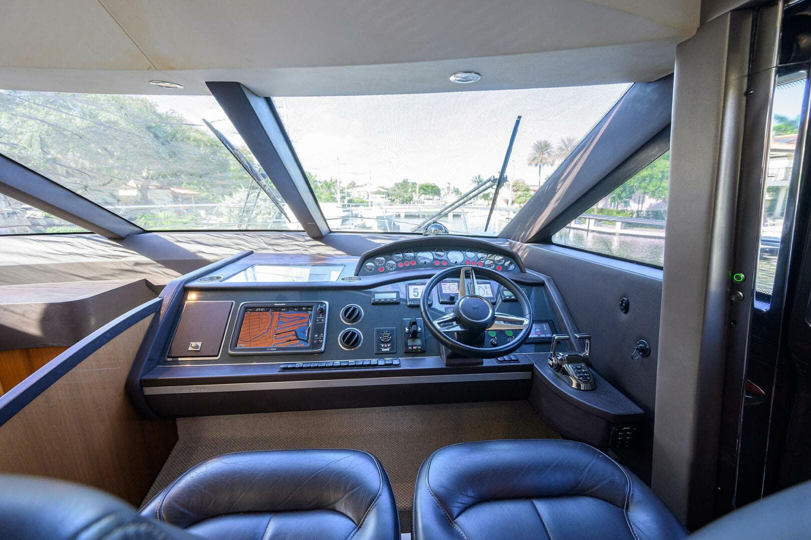 2016 Princess F64 — photo 87