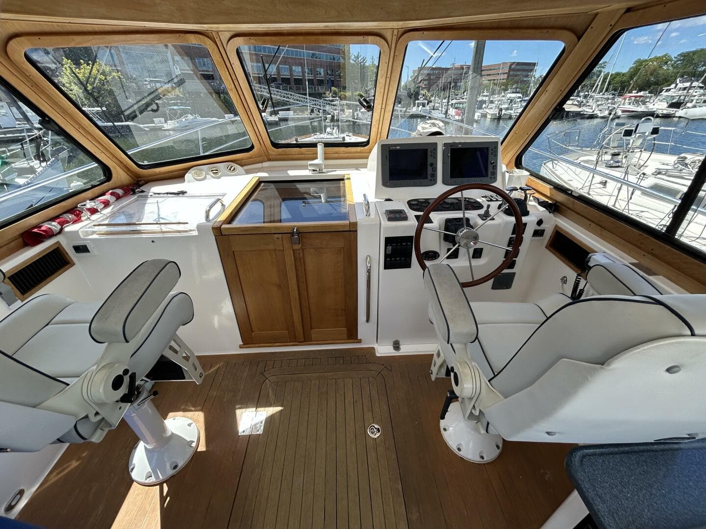 2005 Sabre 38 — photo 10