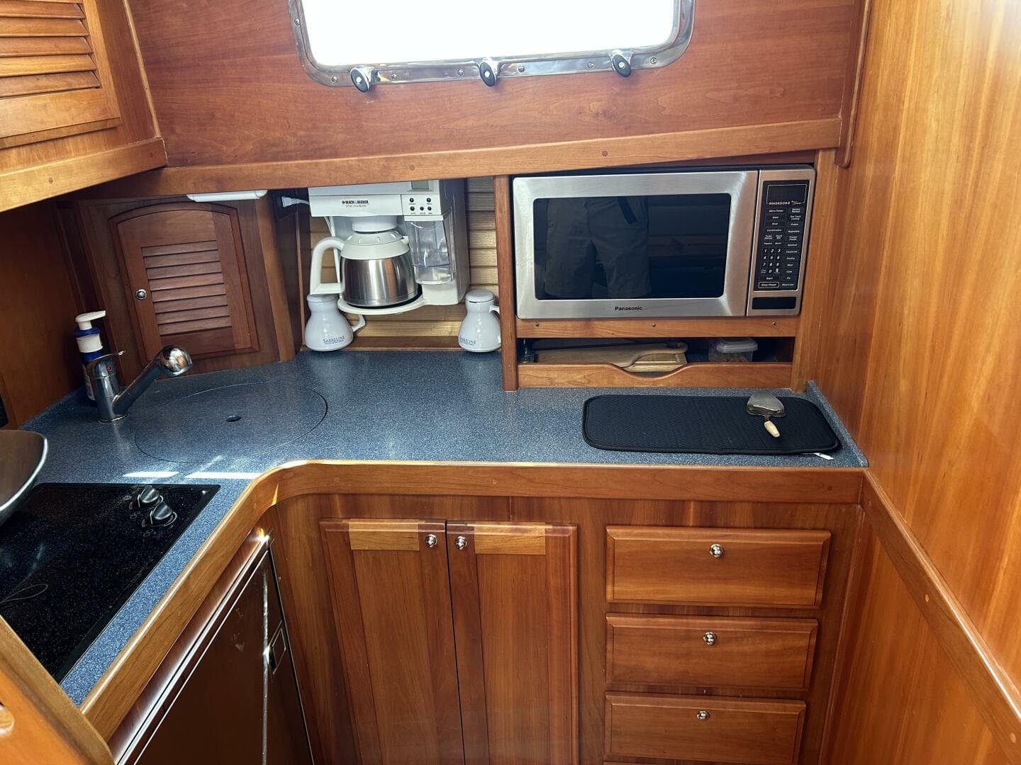 2005 Sabre 38 — photo 11