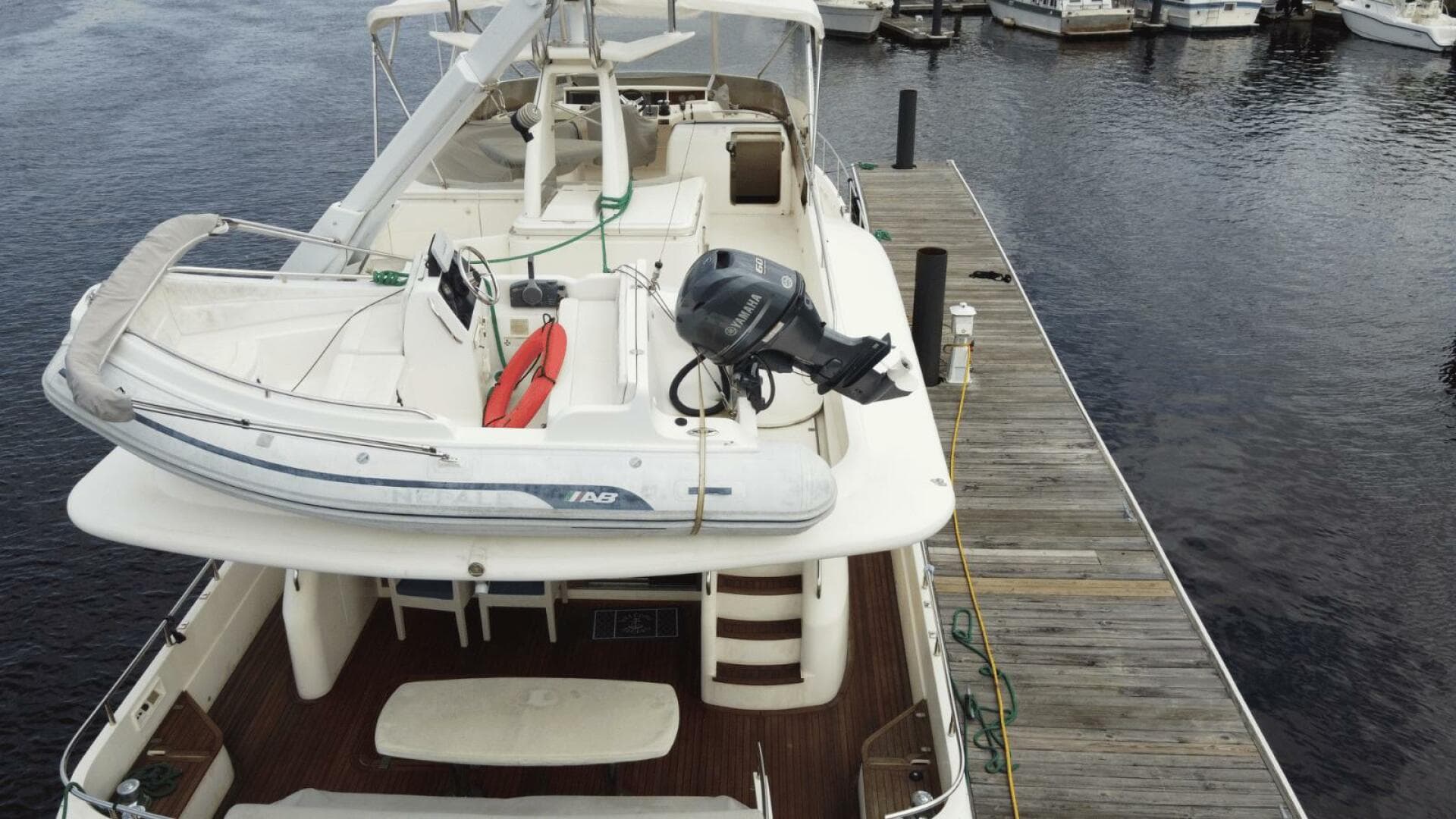 2001 Viking Princess 72 — photo 6