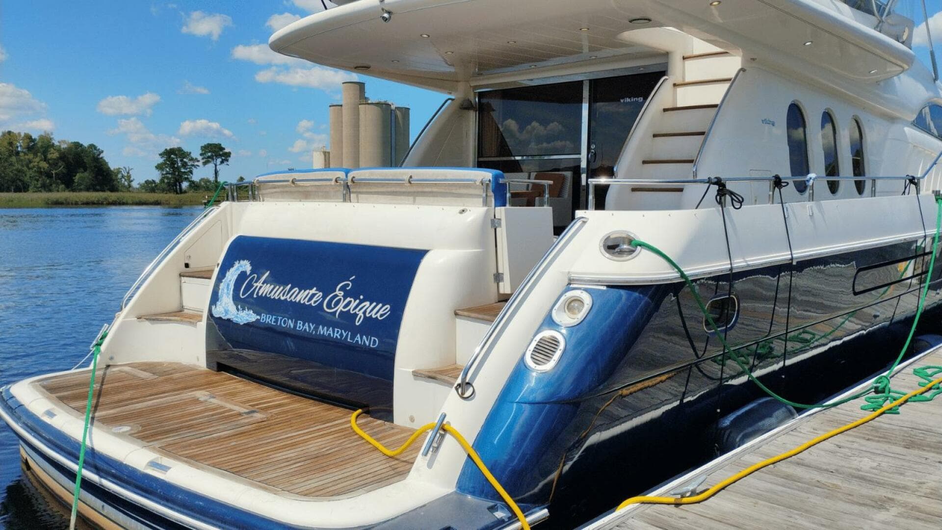 2001 Viking Princess 72 — photo 4