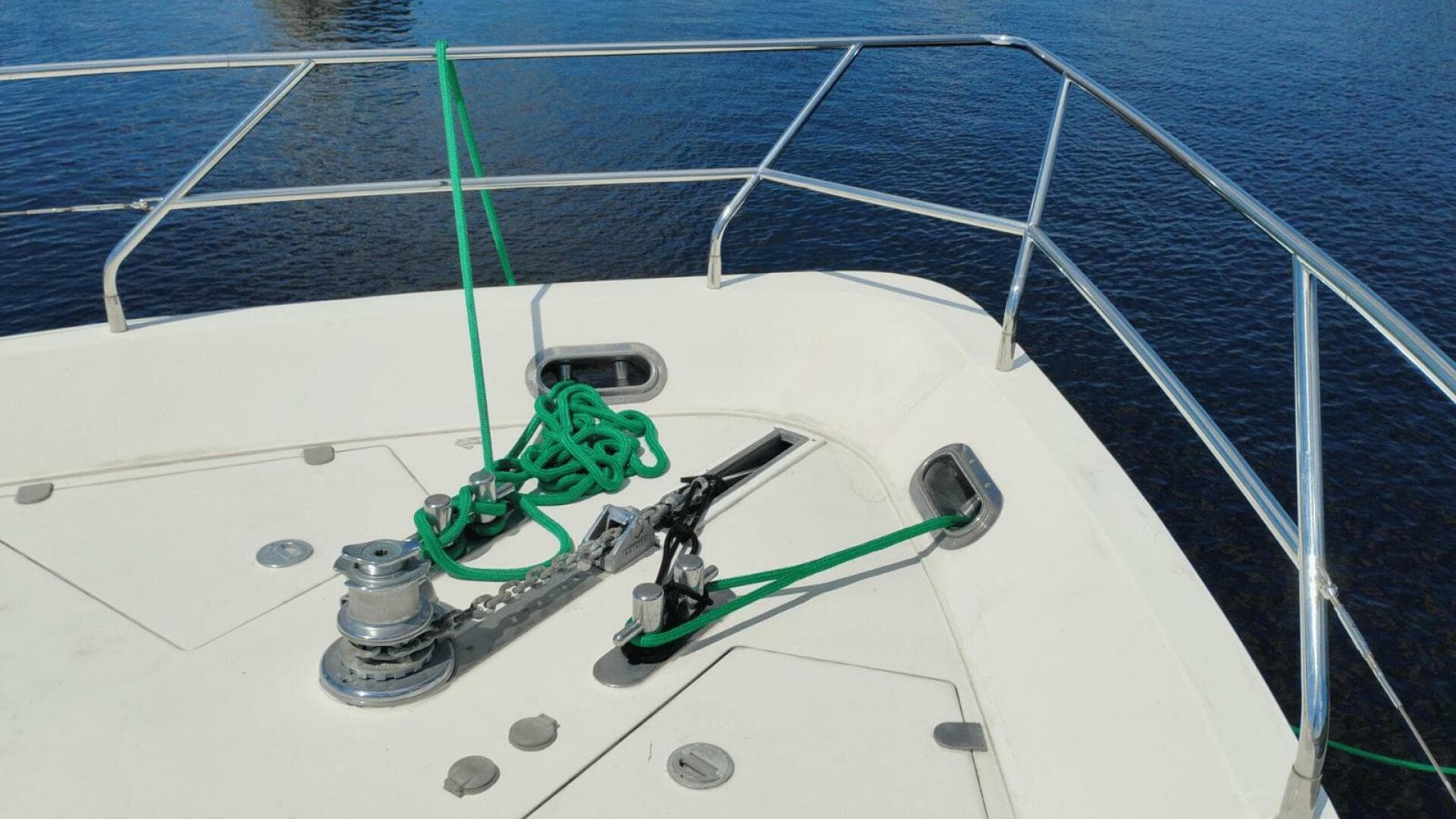 2001 Viking Princess 72 — photo 10