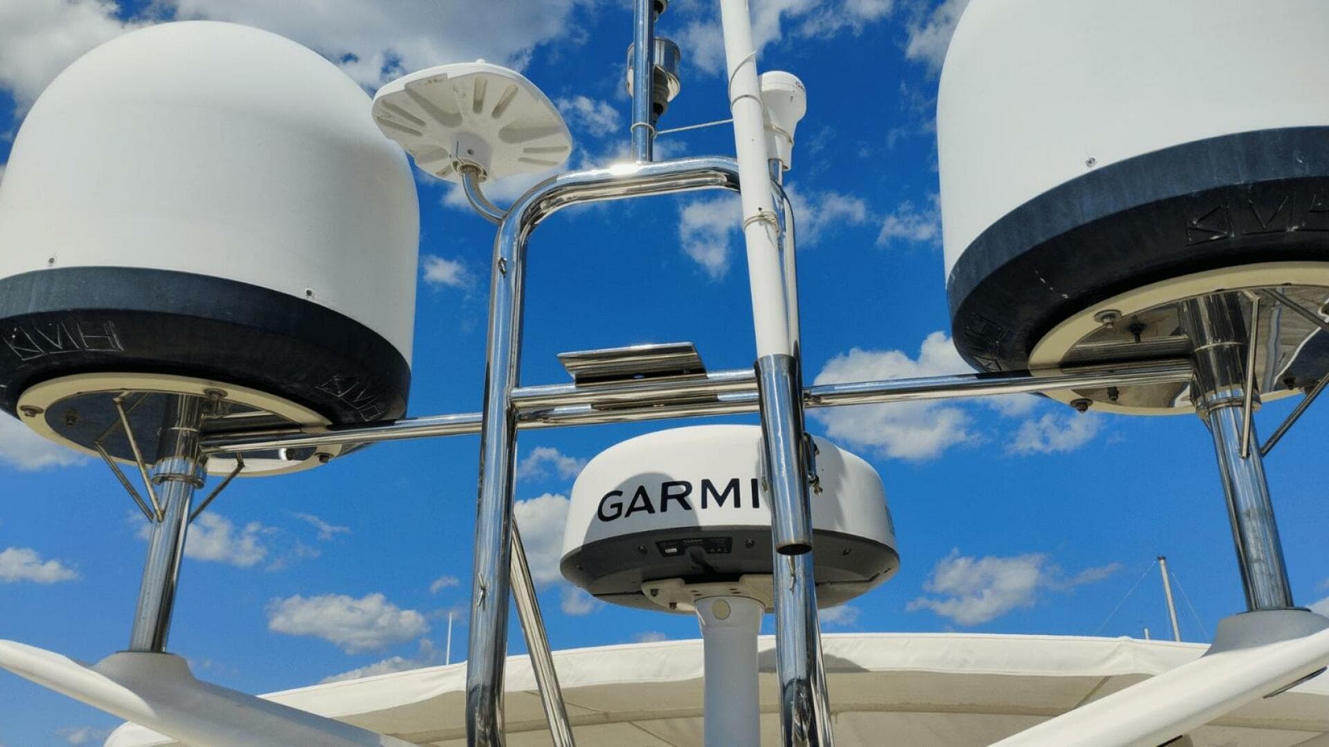 2001 Viking Princess 72 — photo 13