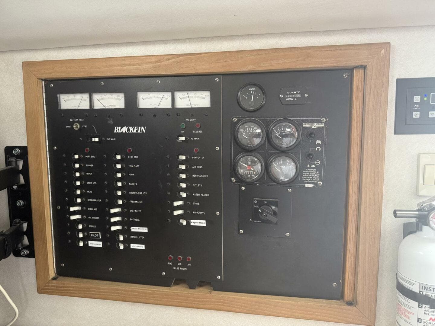 1997 Blackfin Combi 33 — photo 10