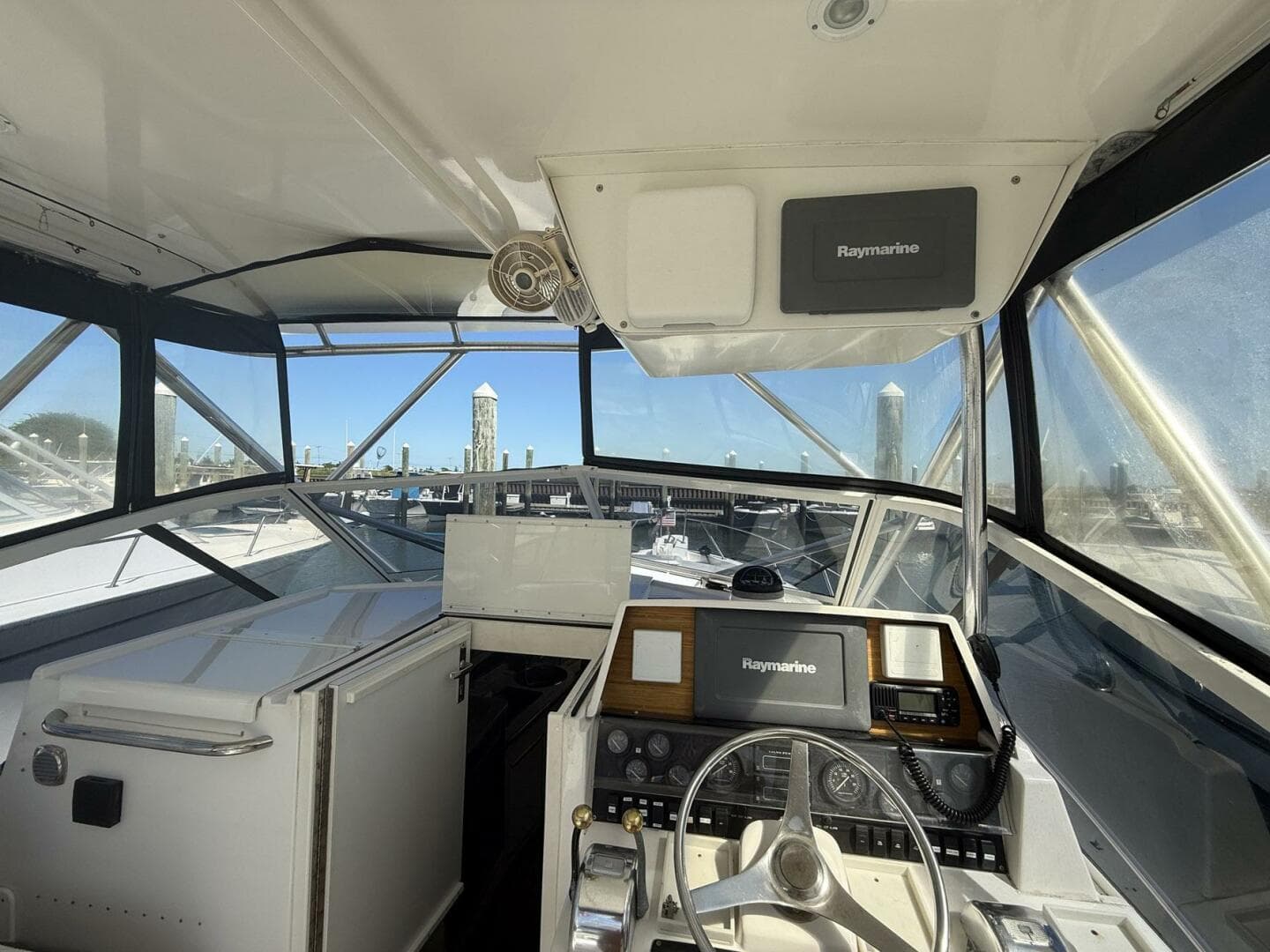 1997 Blackfin Combi 33 — photo 24