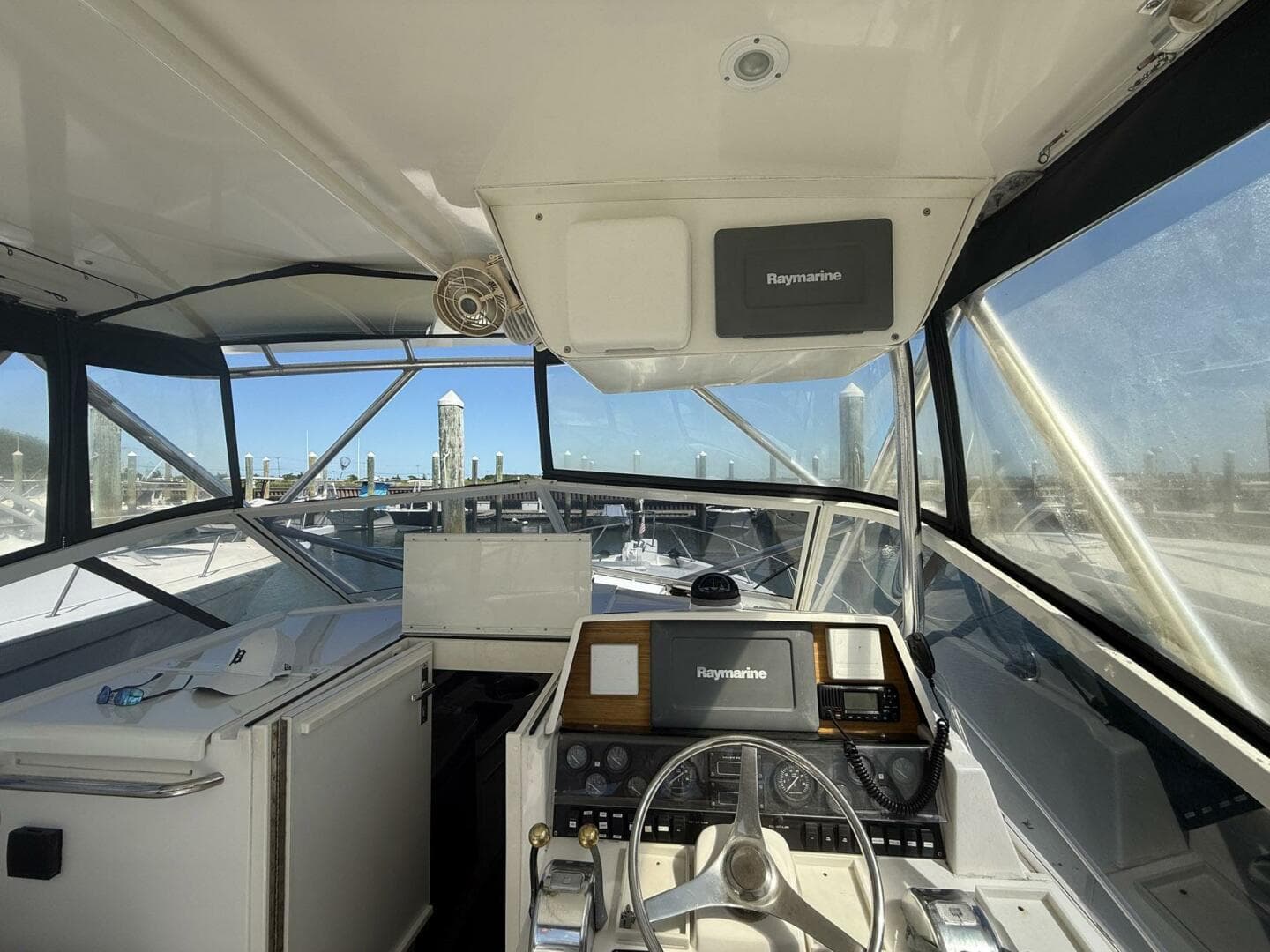 1997 Blackfin Combi 33 — photo 23