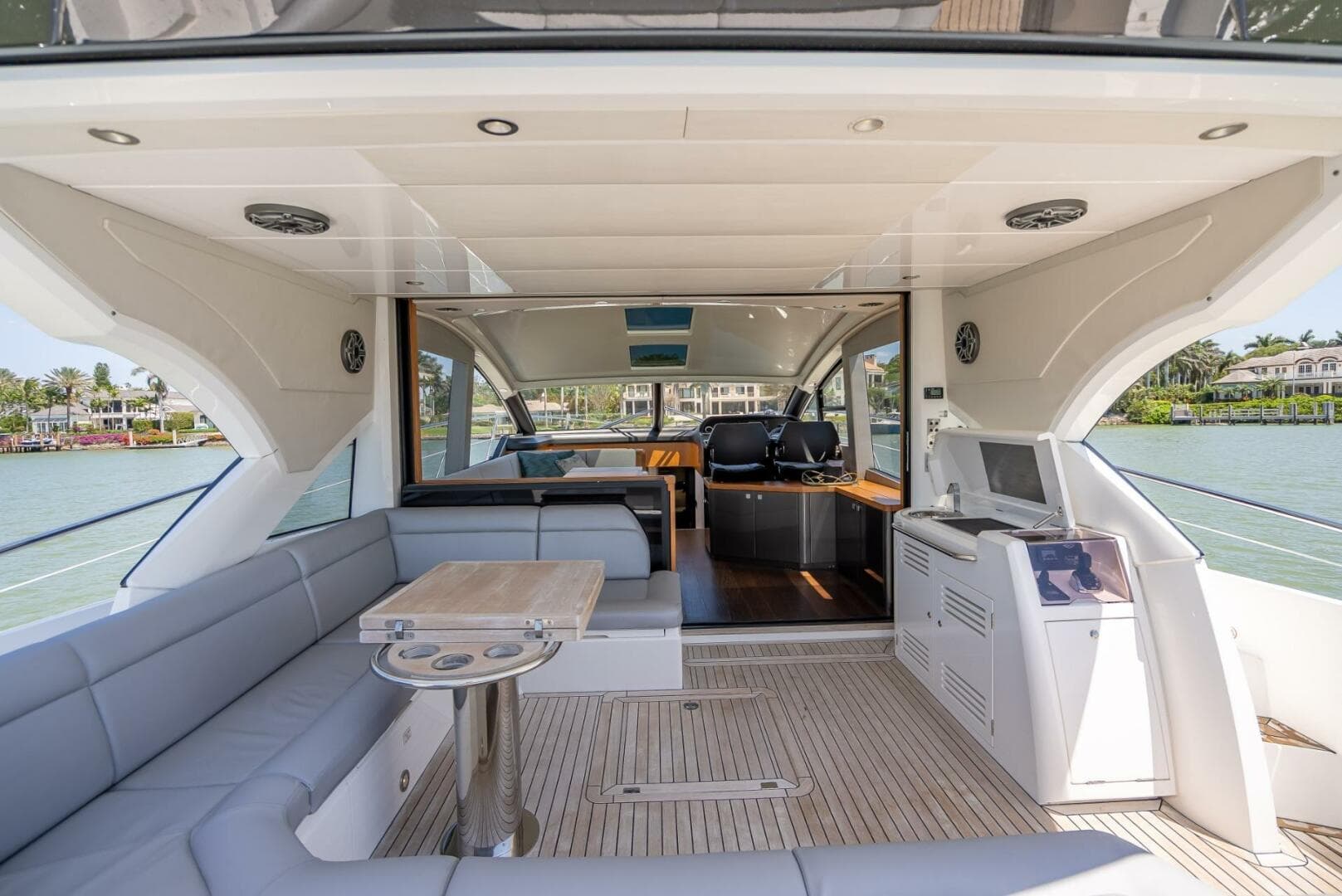 2018 Sunseeker Predator 57 — photo 40