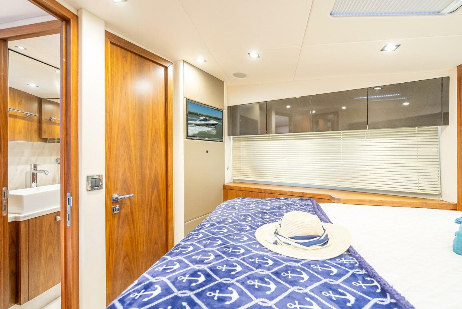 2018 Sunseeker Predator 57 — photo 80