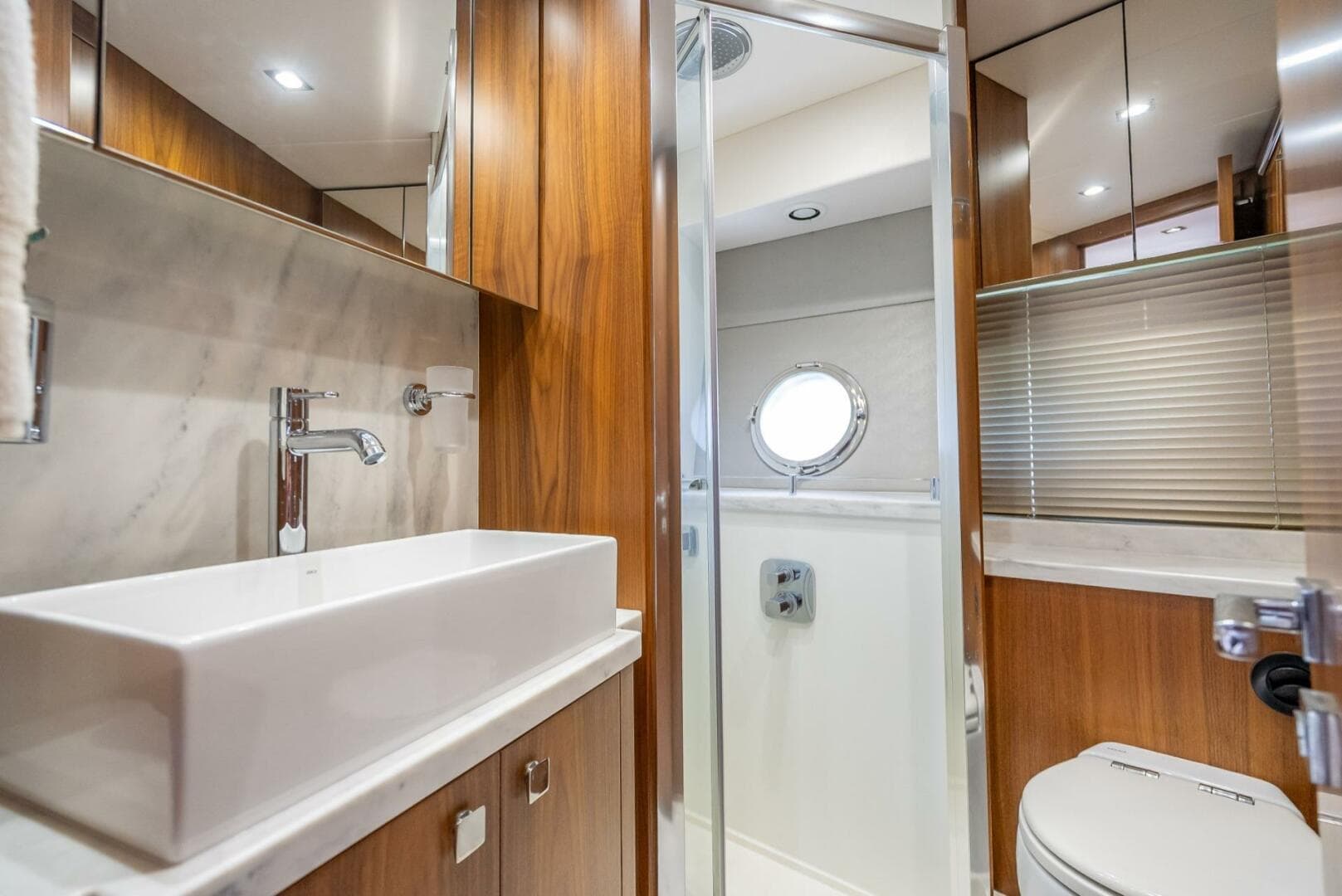 2018 Sunseeker Predator 57 — photo 83