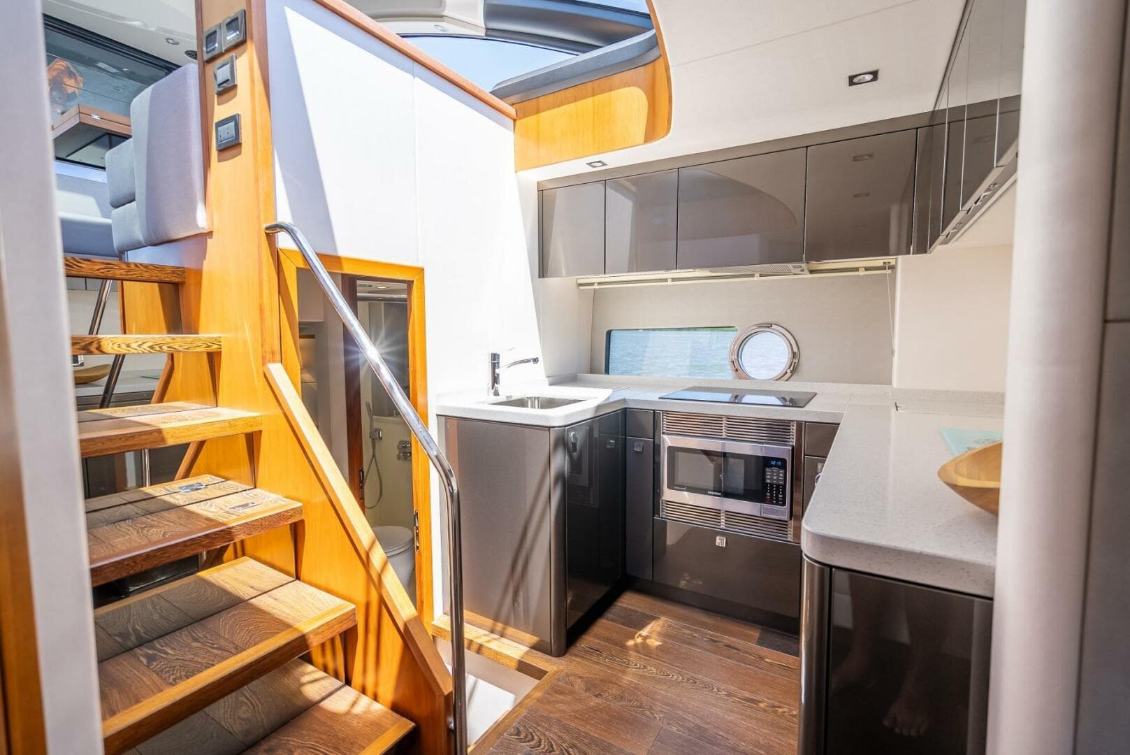 2018 Sunseeker Predator 57 — photo 49