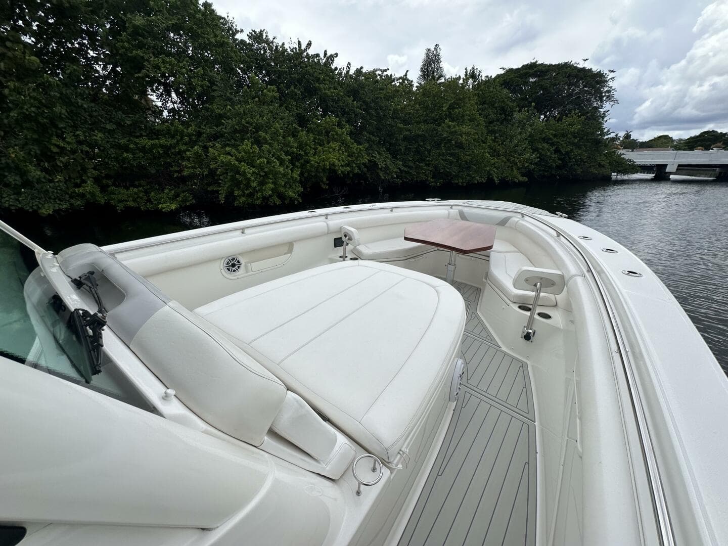 2015 Boston Whaler 370 Outrage — photo 13
