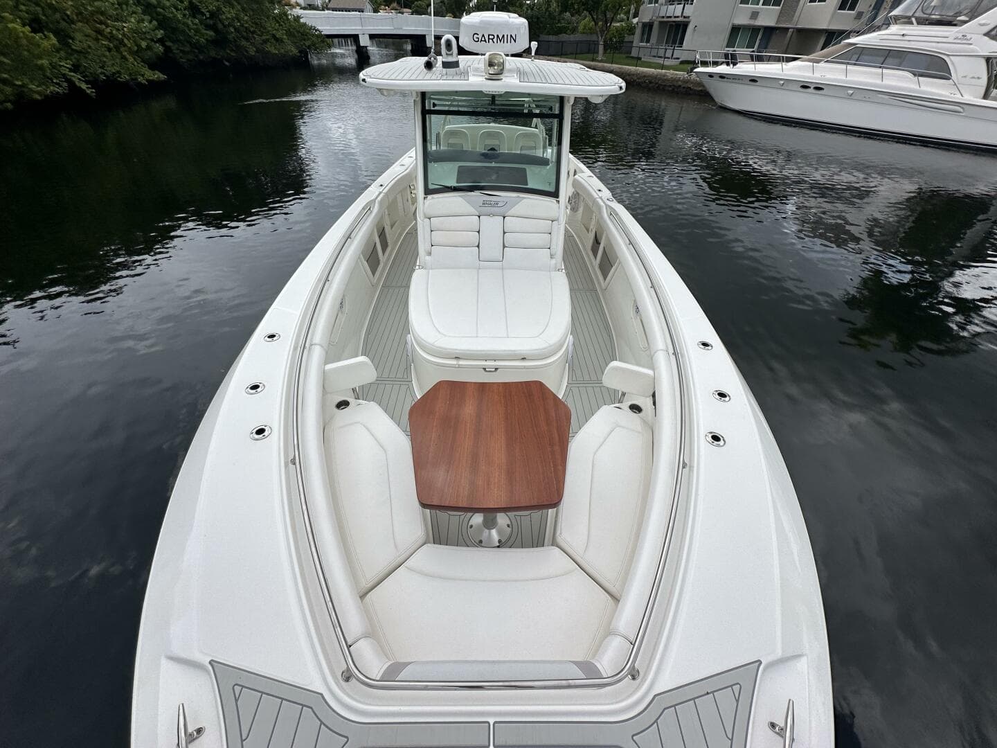 2015 Boston Whaler 370 Outrage — photo 15