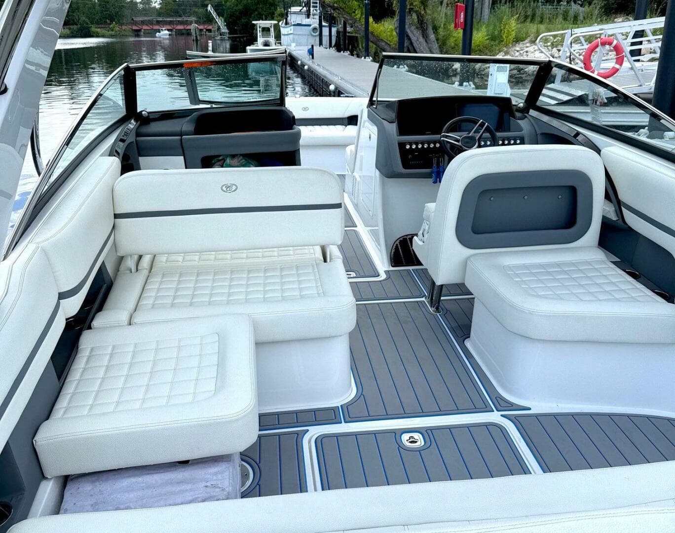 2022 Cobalt 30 Sc — photo 5