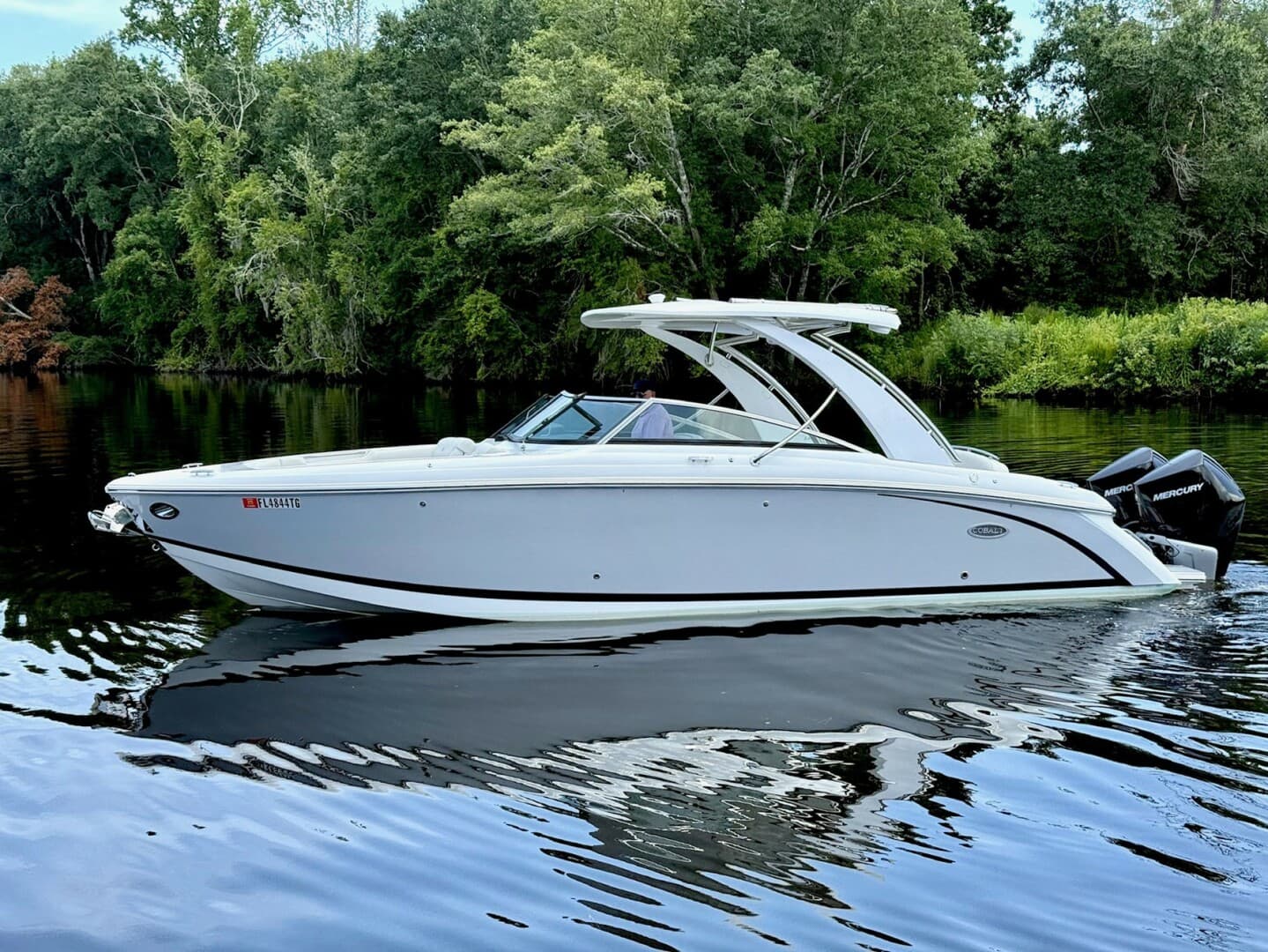 2022 Cobalt 30 Sc — photo 1