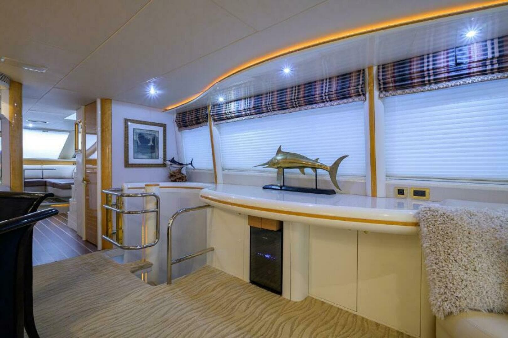 1998 Lazzara Yachts Cockpit — photo 4