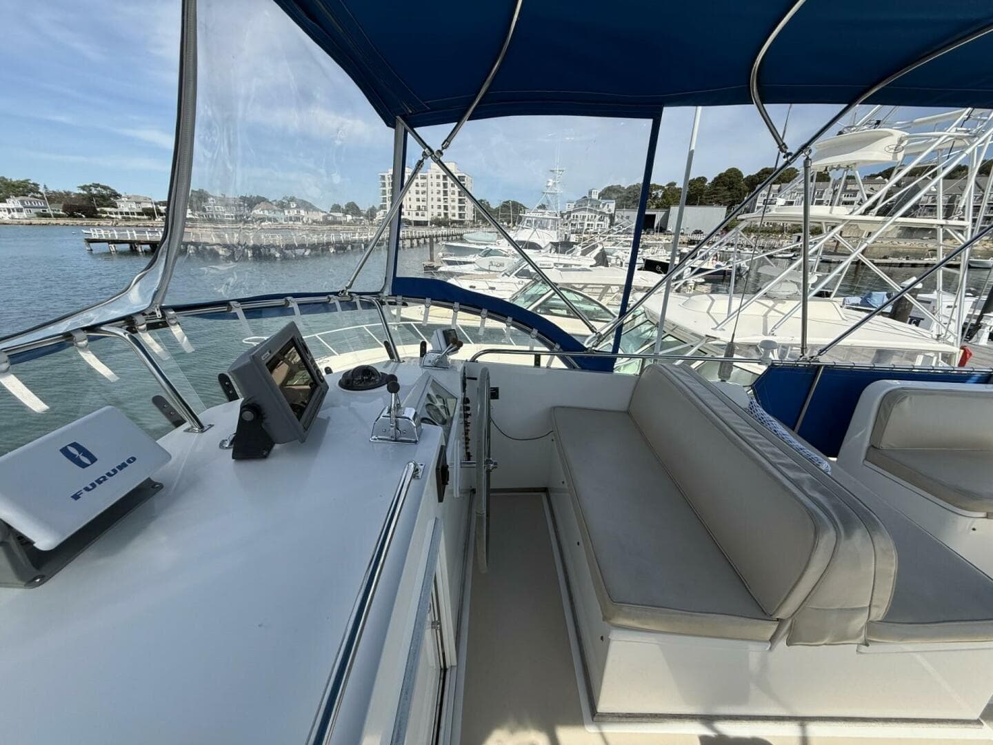 1999 Grand Banks 42 Classic — photo 26