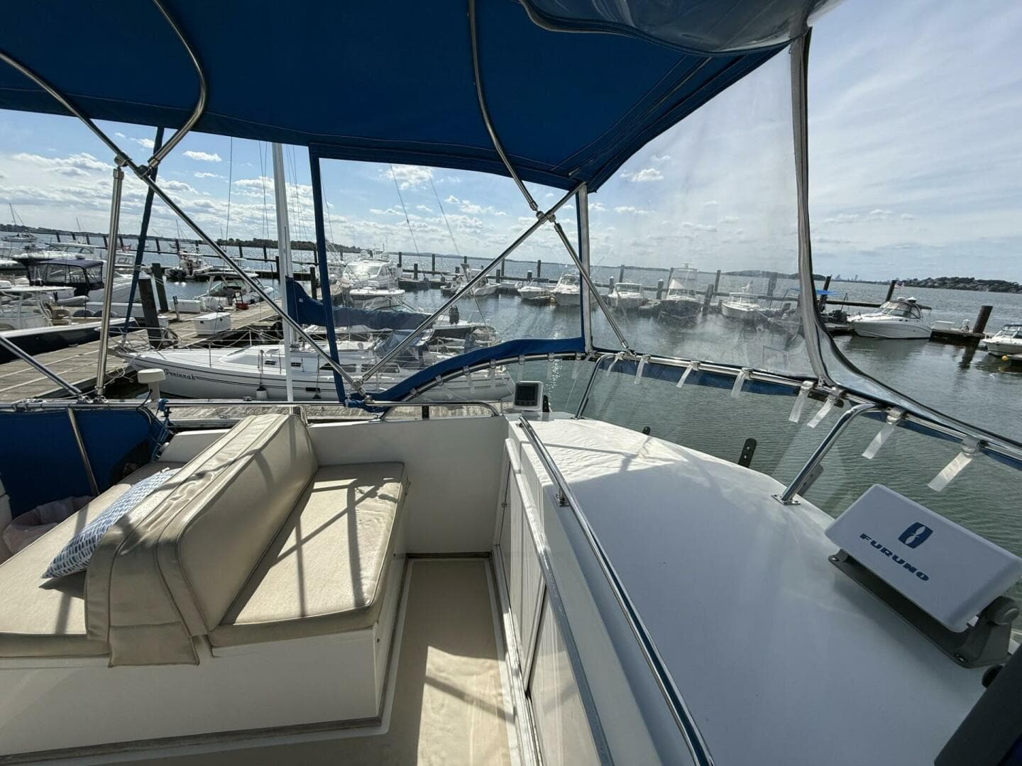 1999 Grand Banks 42 Classic — photo 28