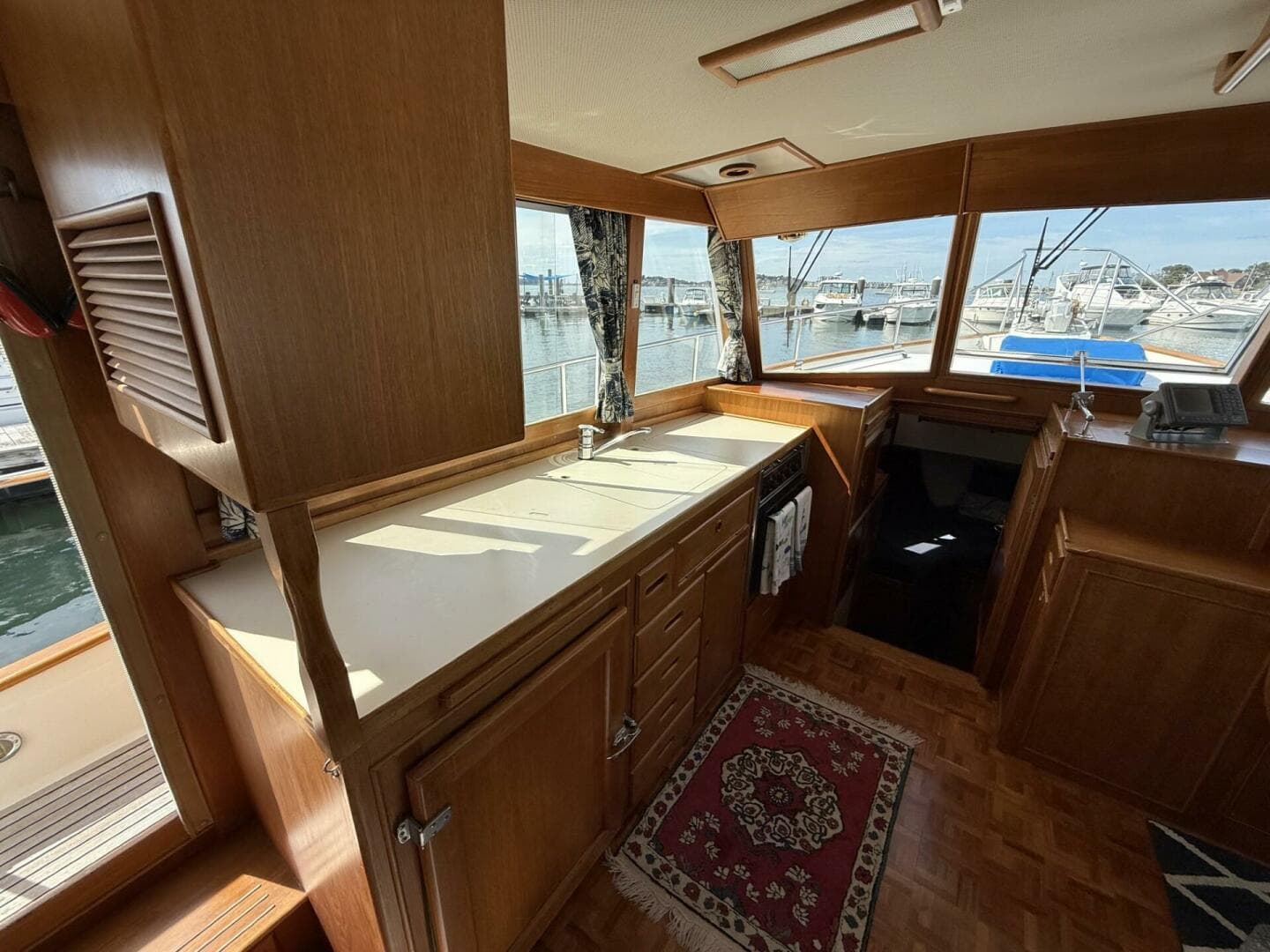 1999 Grand Banks 42 Classic — photo 38